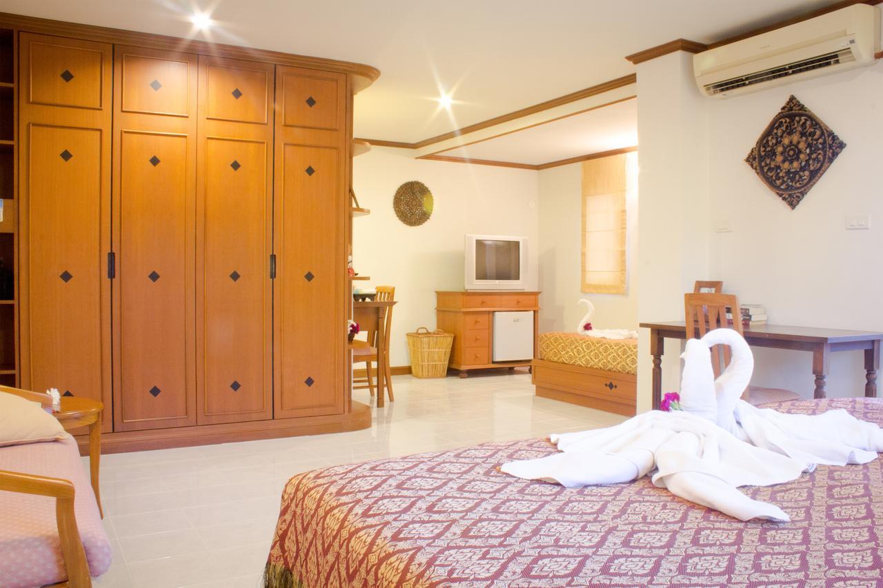 Hua Hin White Villa Hotel - Sha Certified Екстер'єр фото