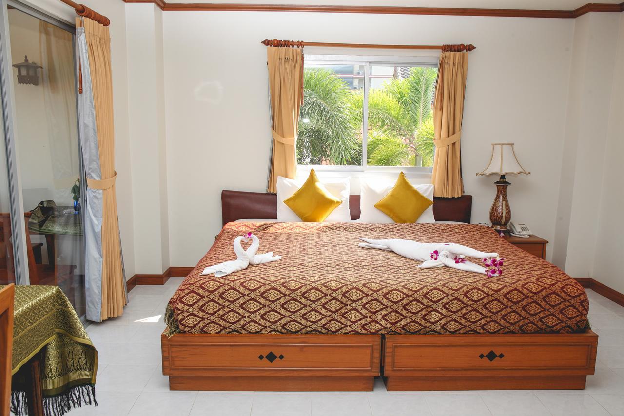 Hua Hin White Villa Hotel - Sha Certified Екстер'єр фото